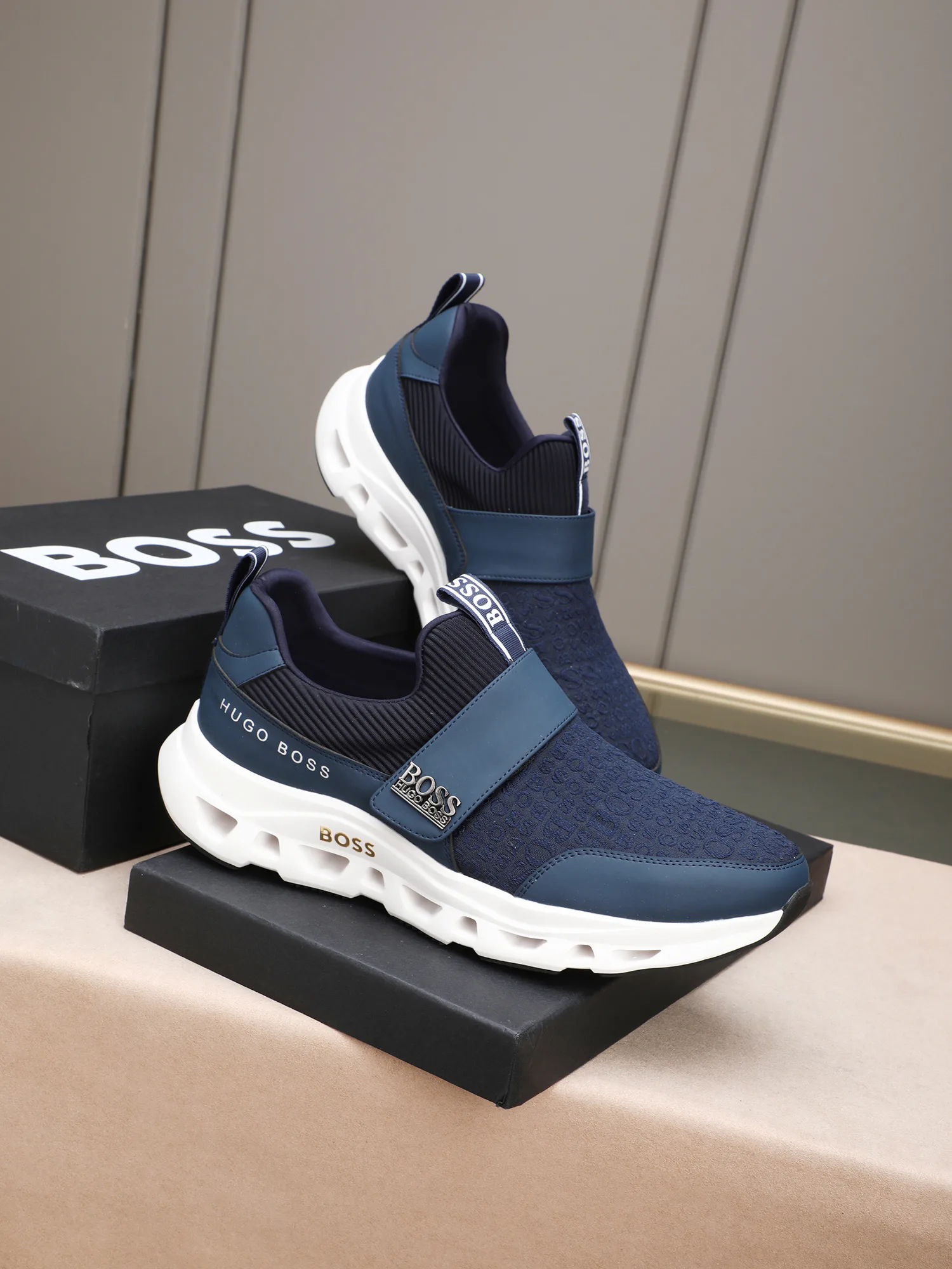 Кроссовки Мужские Hugo Boss 77433