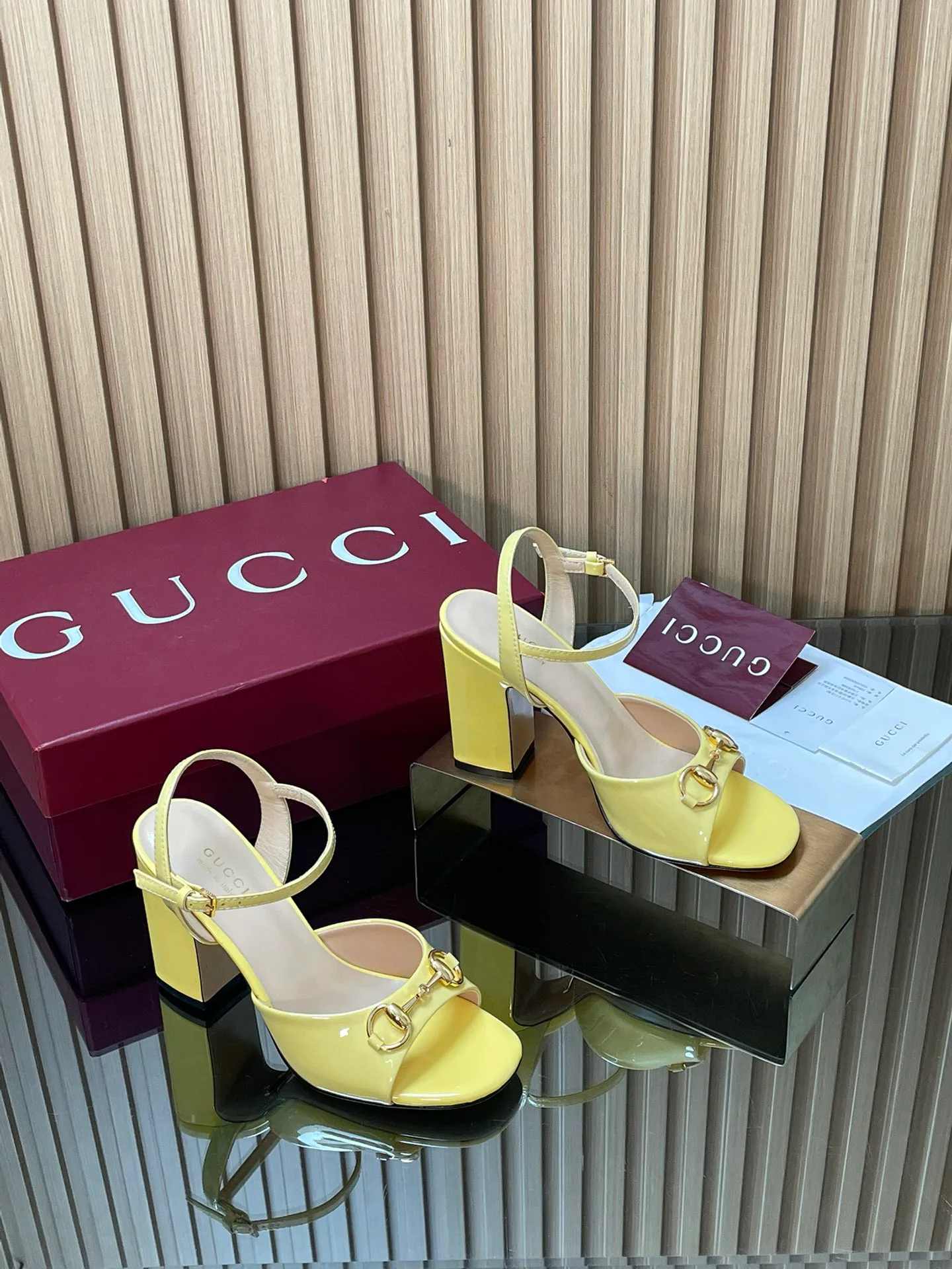 Босоножки Женские Gucci 11616297