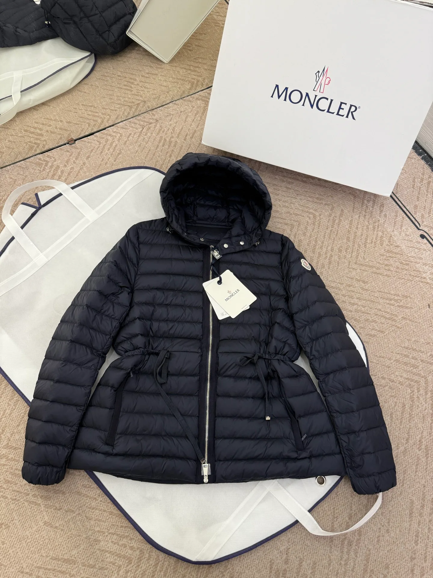Куртки И Пуховики Женские Moncler 18712233