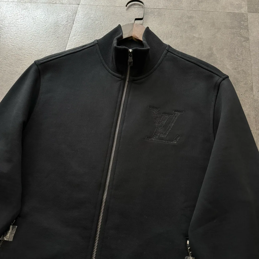 Куртки И Пуховики Женские Louis Vuitton 5380810