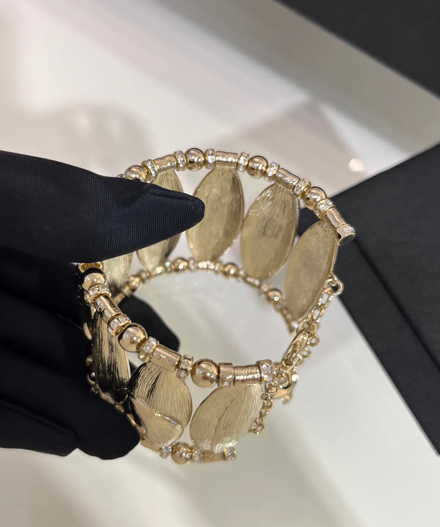 Бижутерия Chanel 12811945