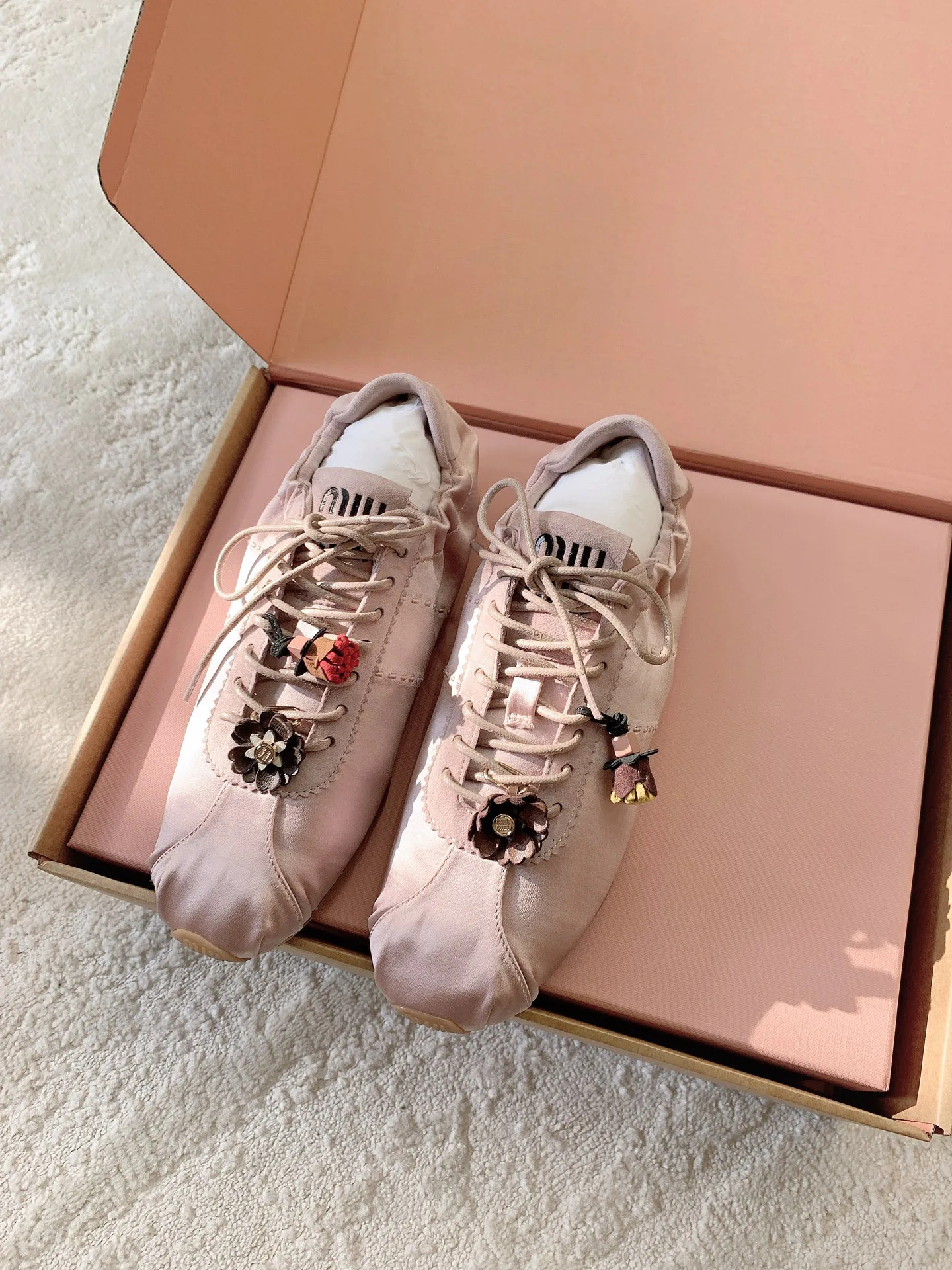Кроссовки Женские Miu Miu 1168846