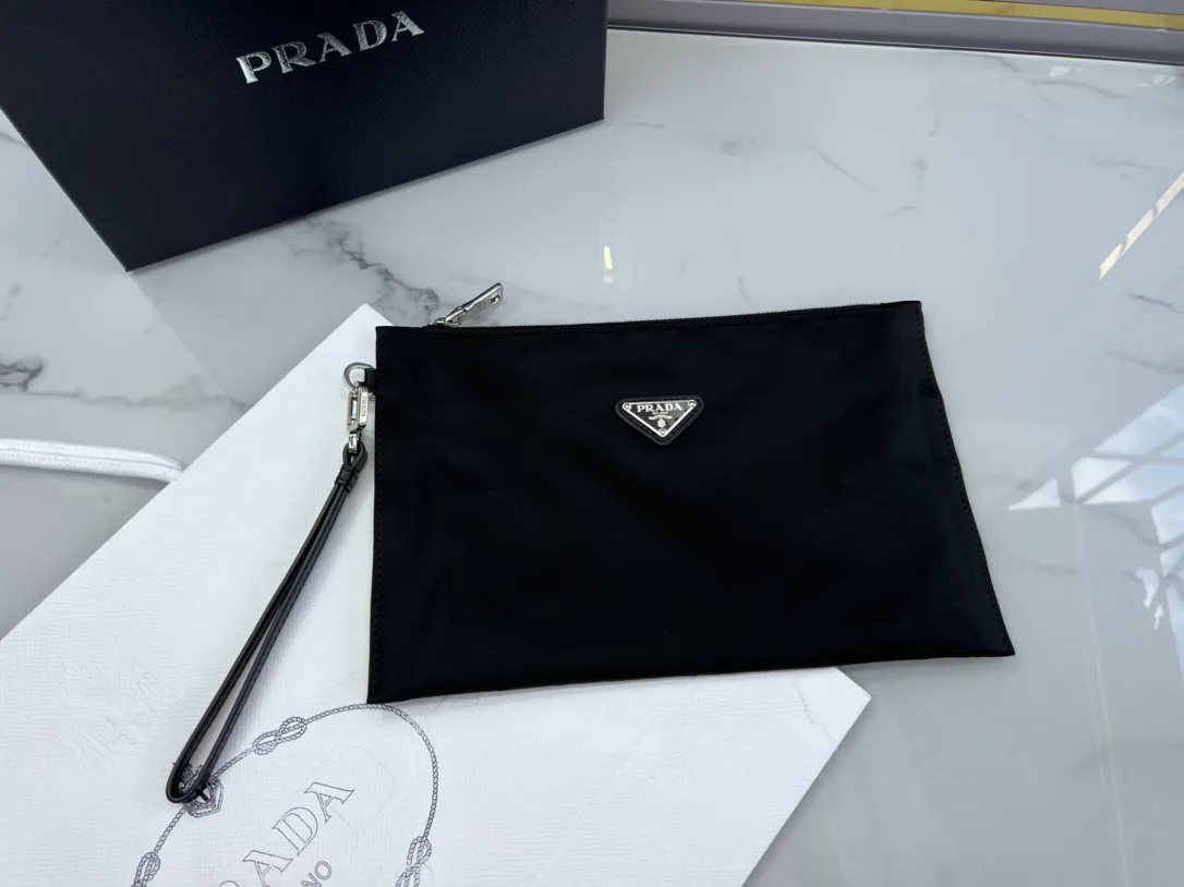 Клатчи Женские Prada 17999857