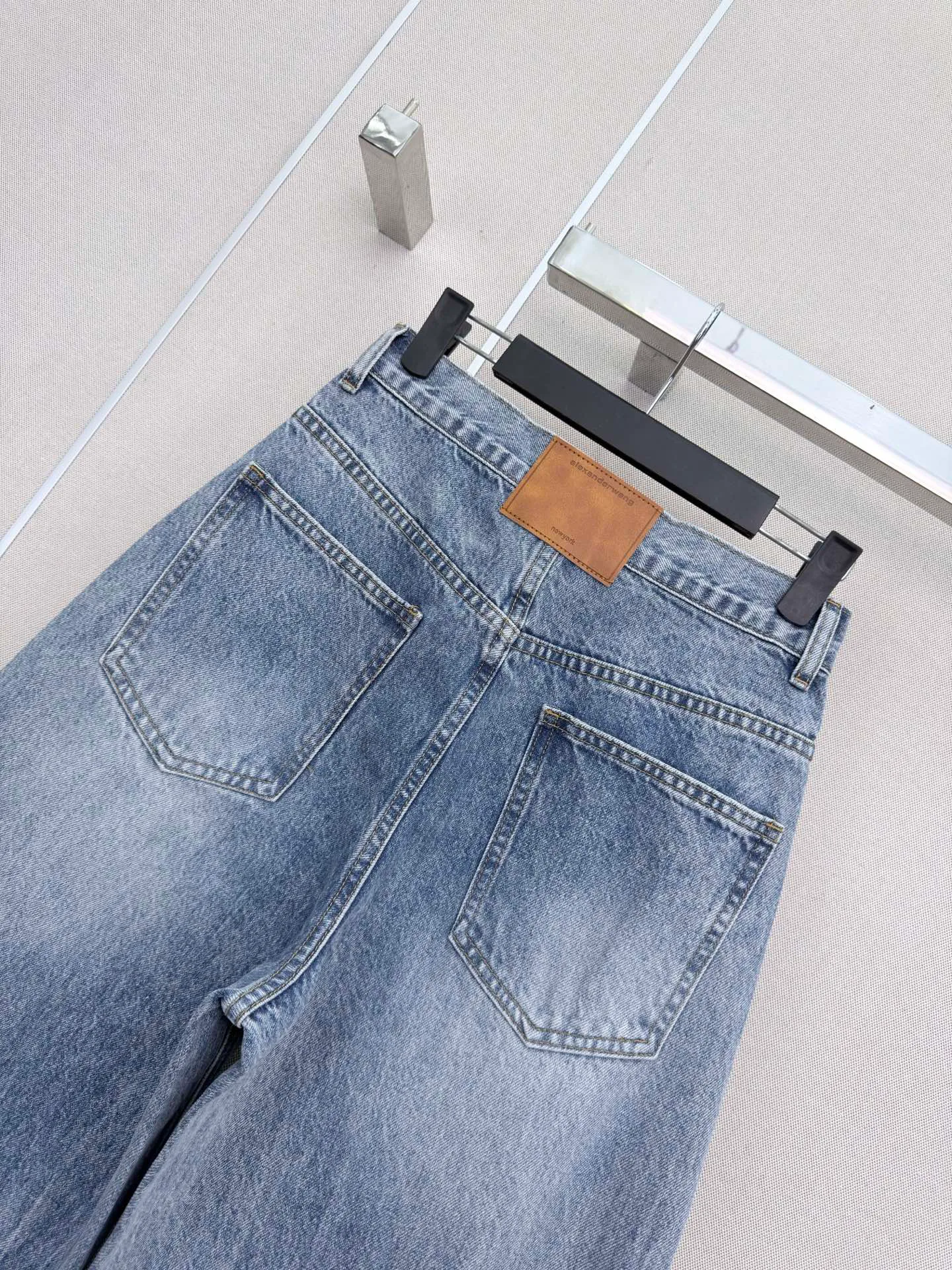Джинсы Женские Alexander Wang 19402862