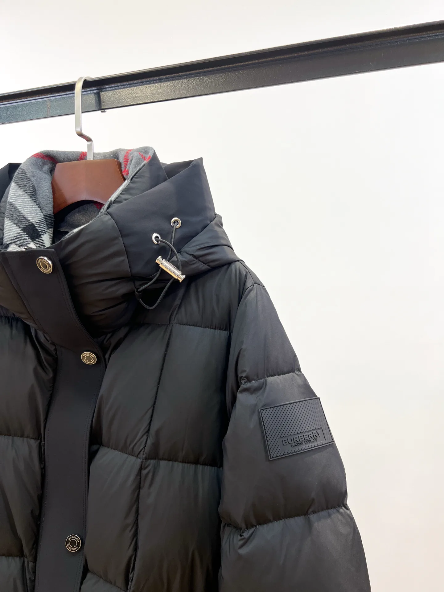 Куртки И Пуховики Женские Burberry 18741944