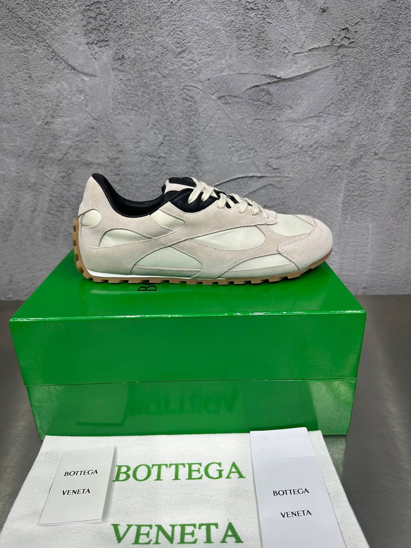 Кроссовки Женские Bottega Veneta 1885535