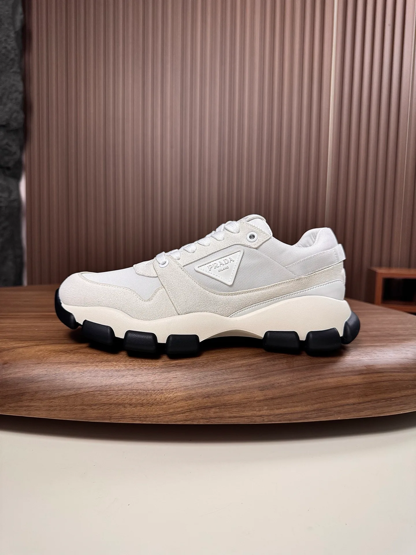 Кроссовки Мужские Prada 18880514