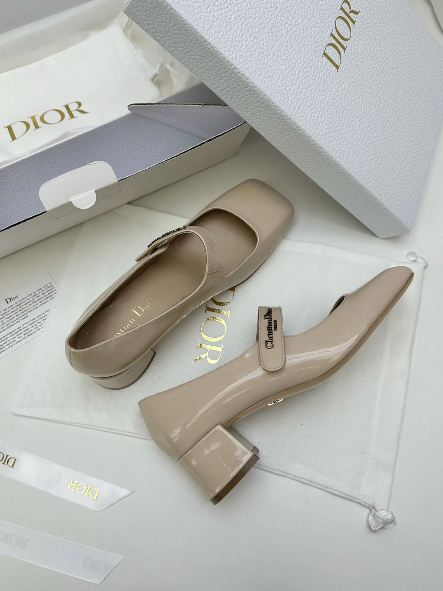 Туфли Женские Christian Dior 18702834