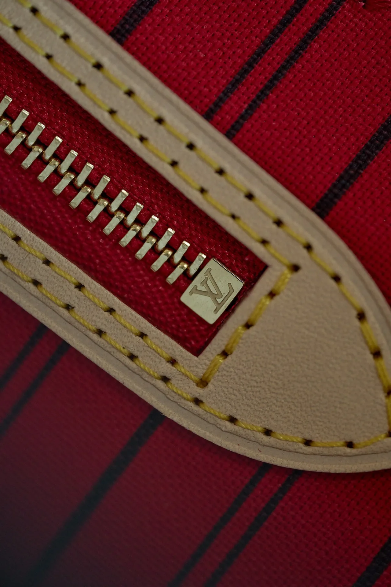 Классические Сумки Женские Louis Vuitton 11869537