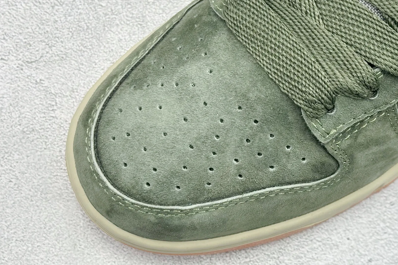 Кроссовки Женские Nike 495764