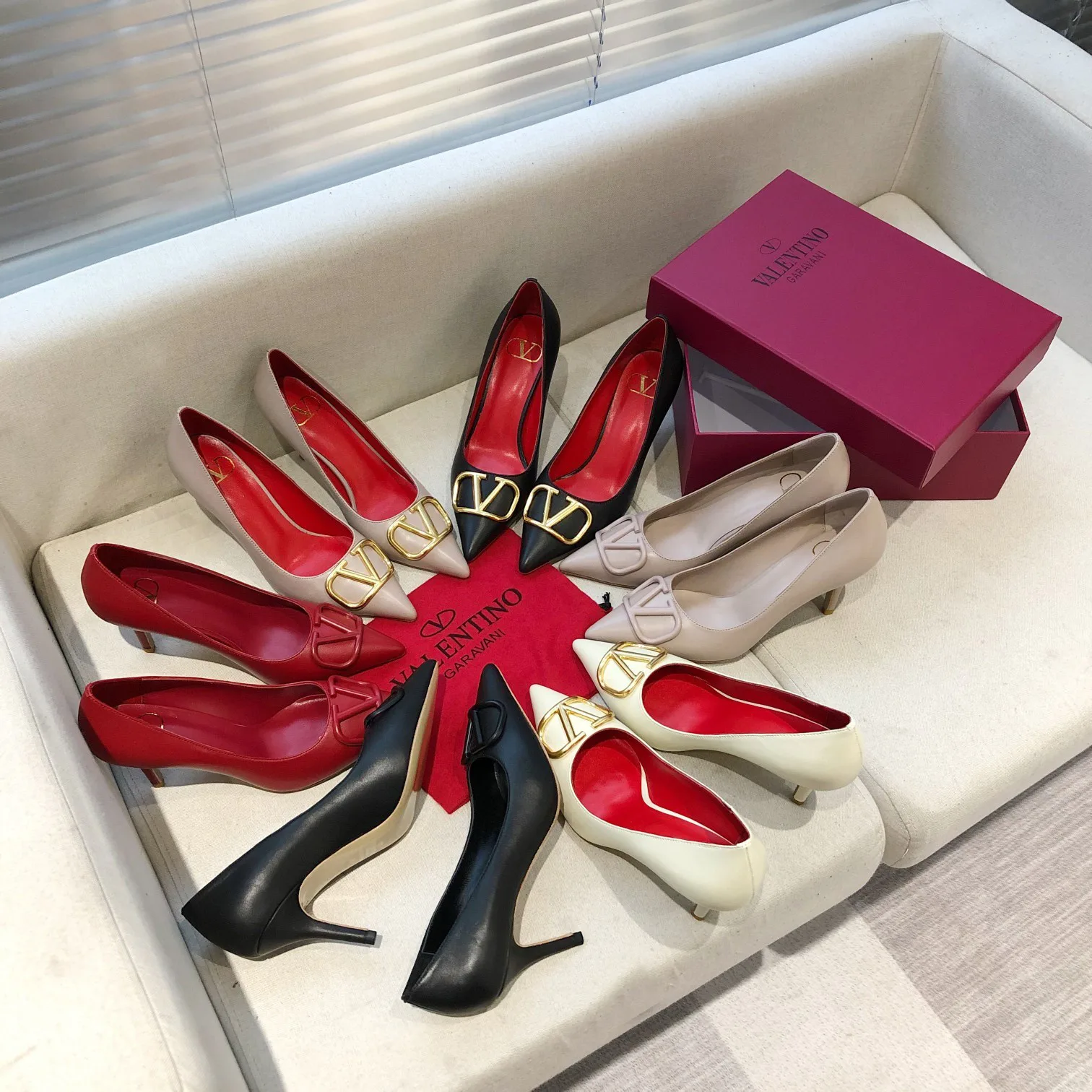 Туфли Женские Valentino 17956863