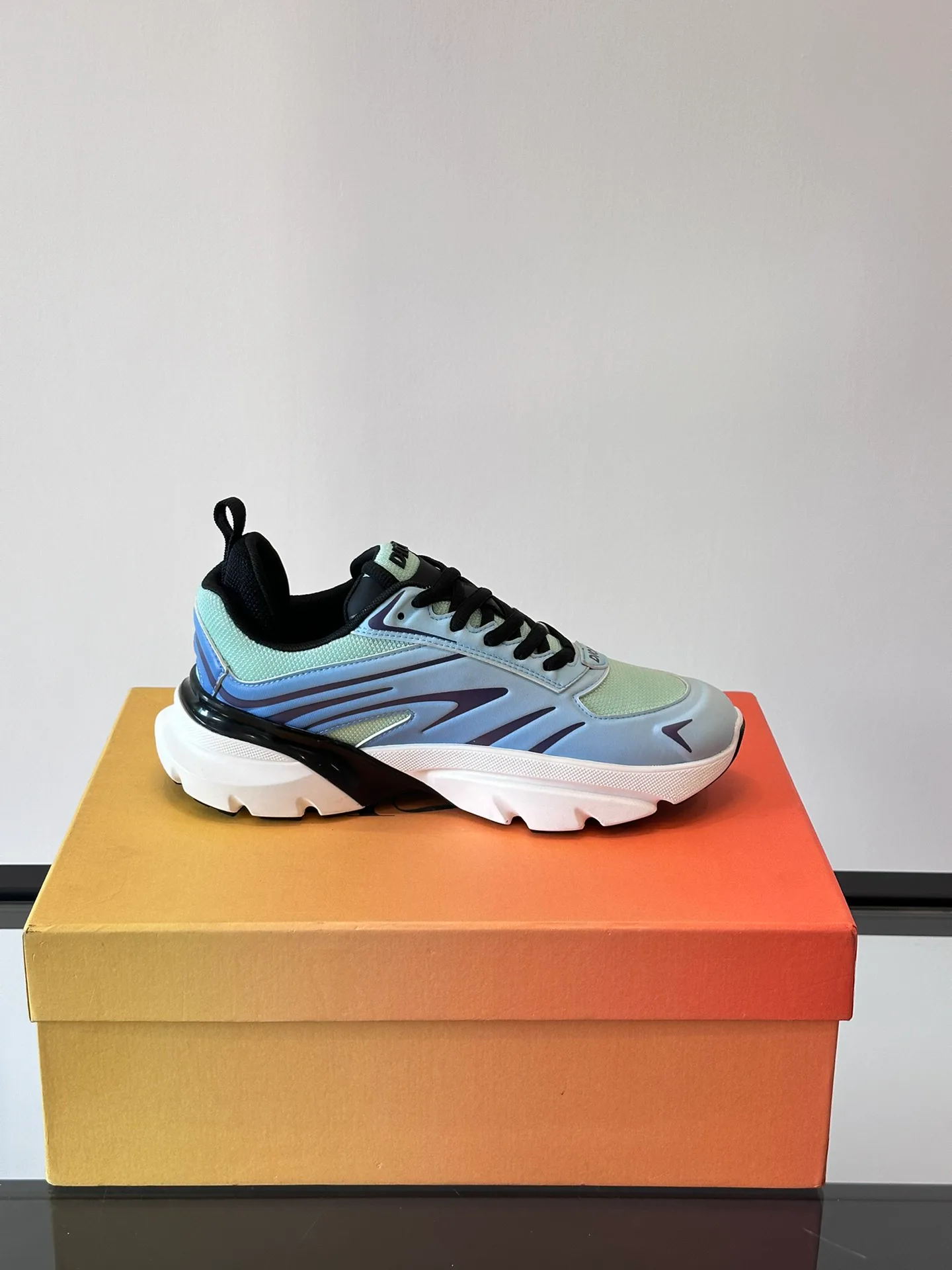 Кроссовки Женские Christian Dior 11426292