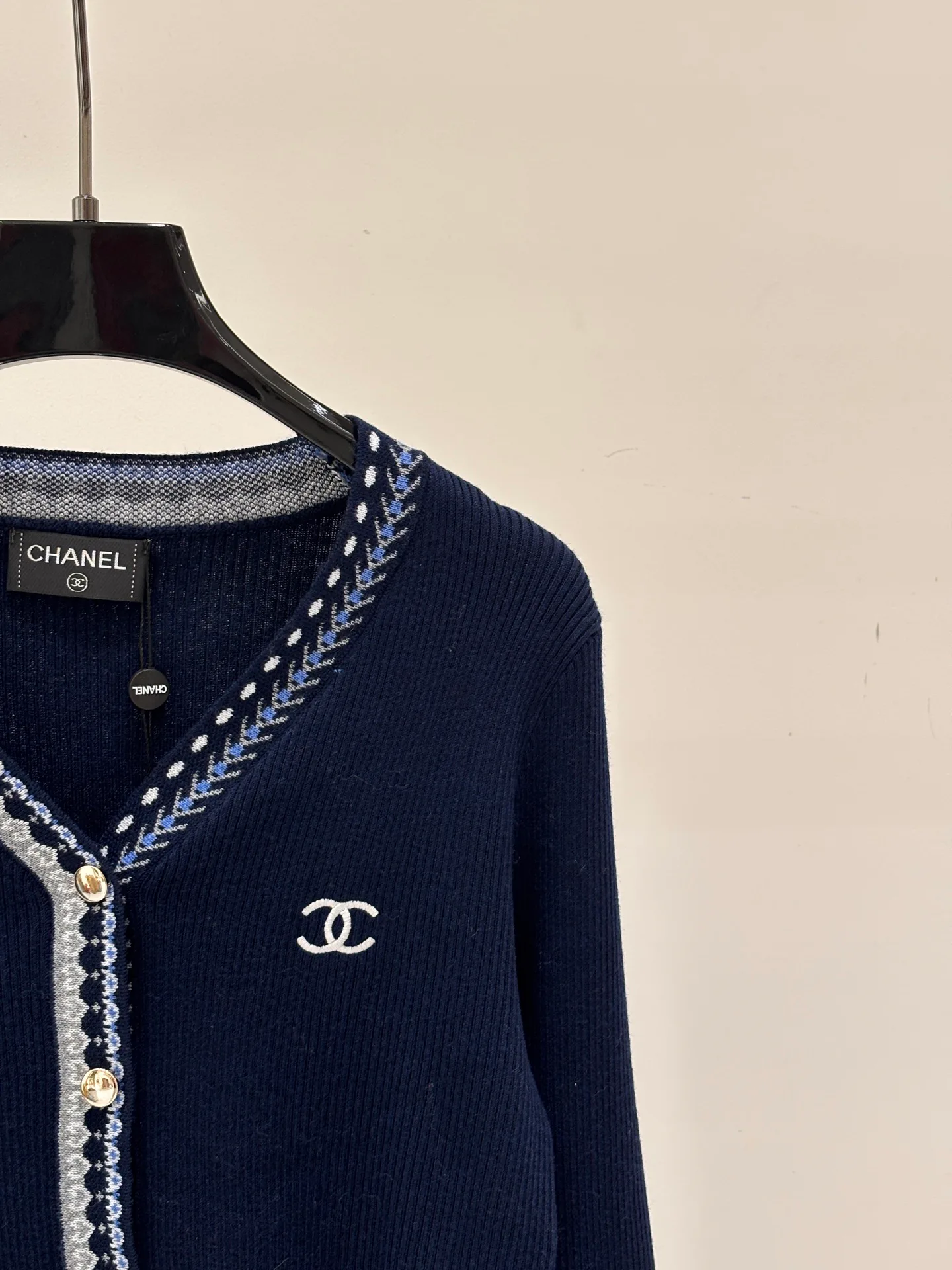 Джемперы И Свитеры Женские Chanel 18180405