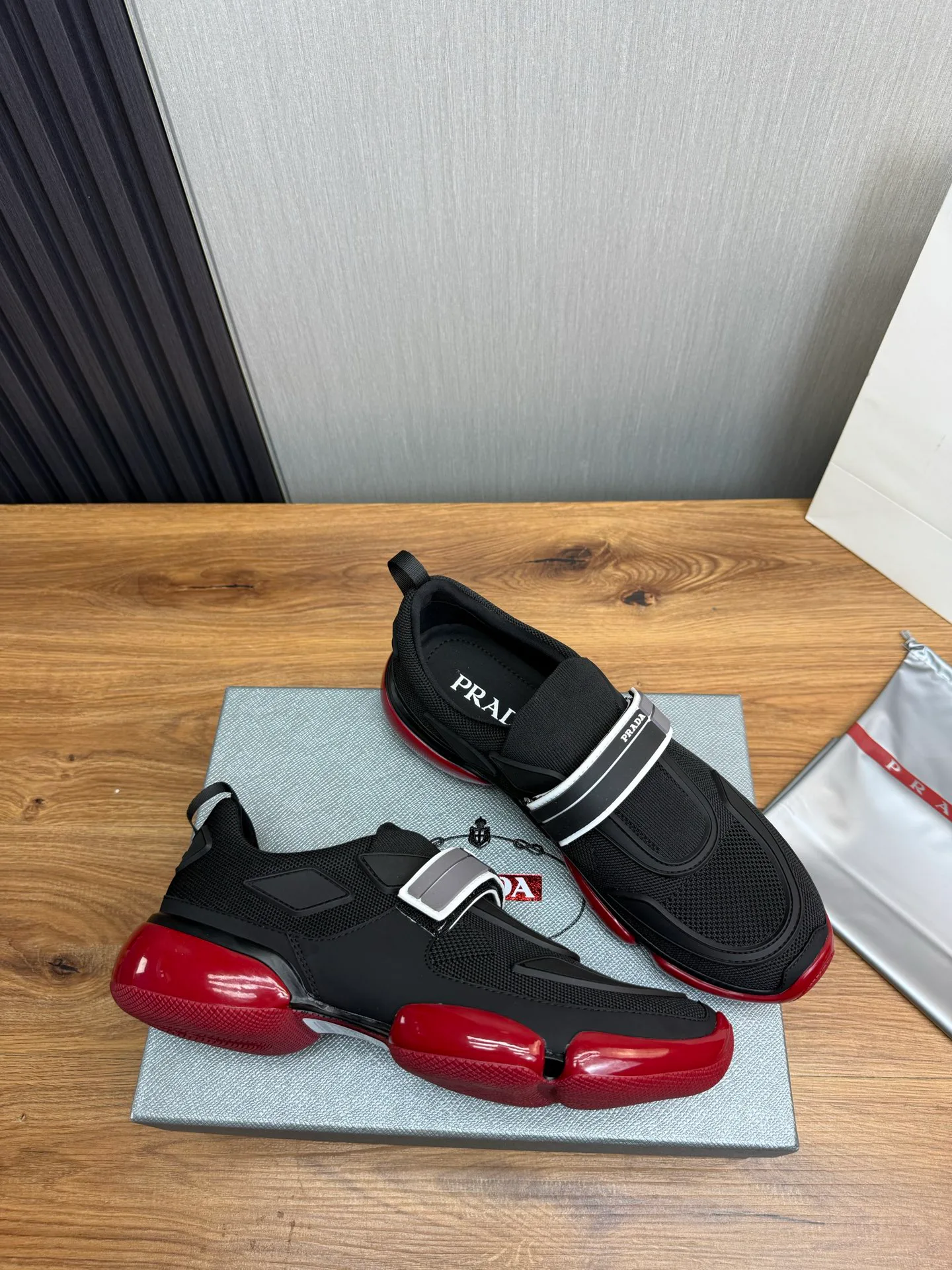 Кроссовки Мужские Prada 13236