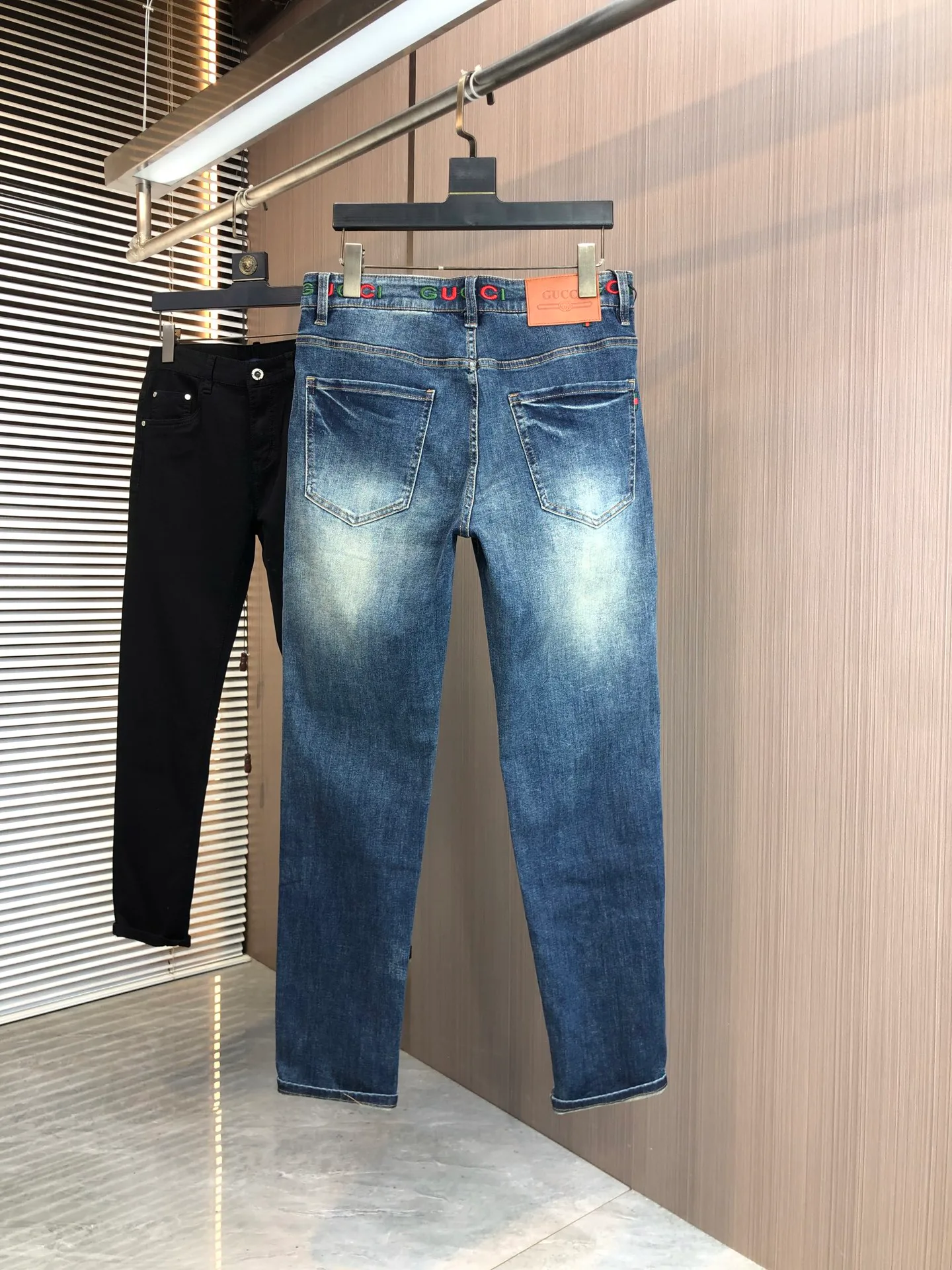 Джинсы Женские Gucci 10186847