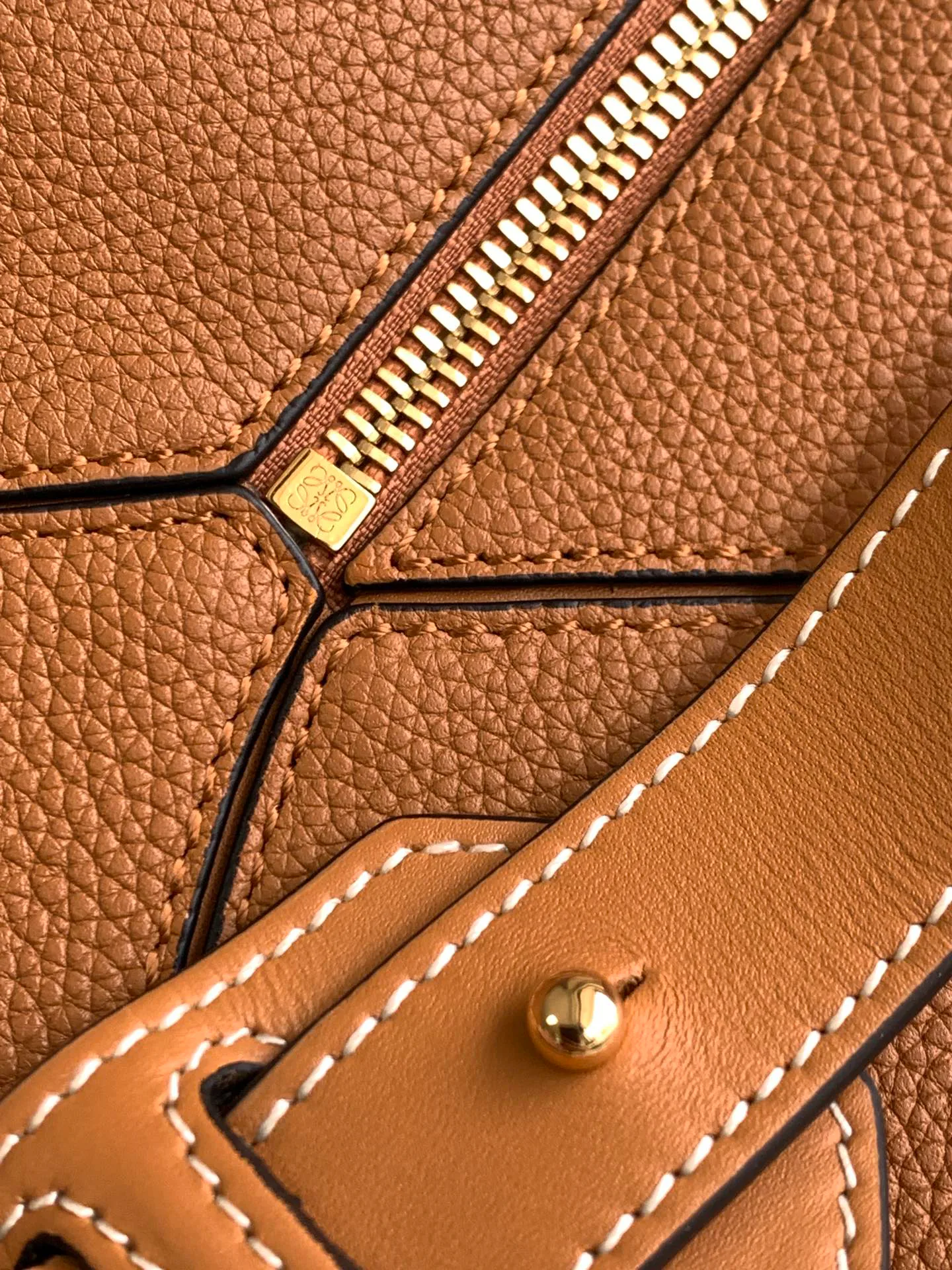 Классические Сумки Женские Loewe 11674569