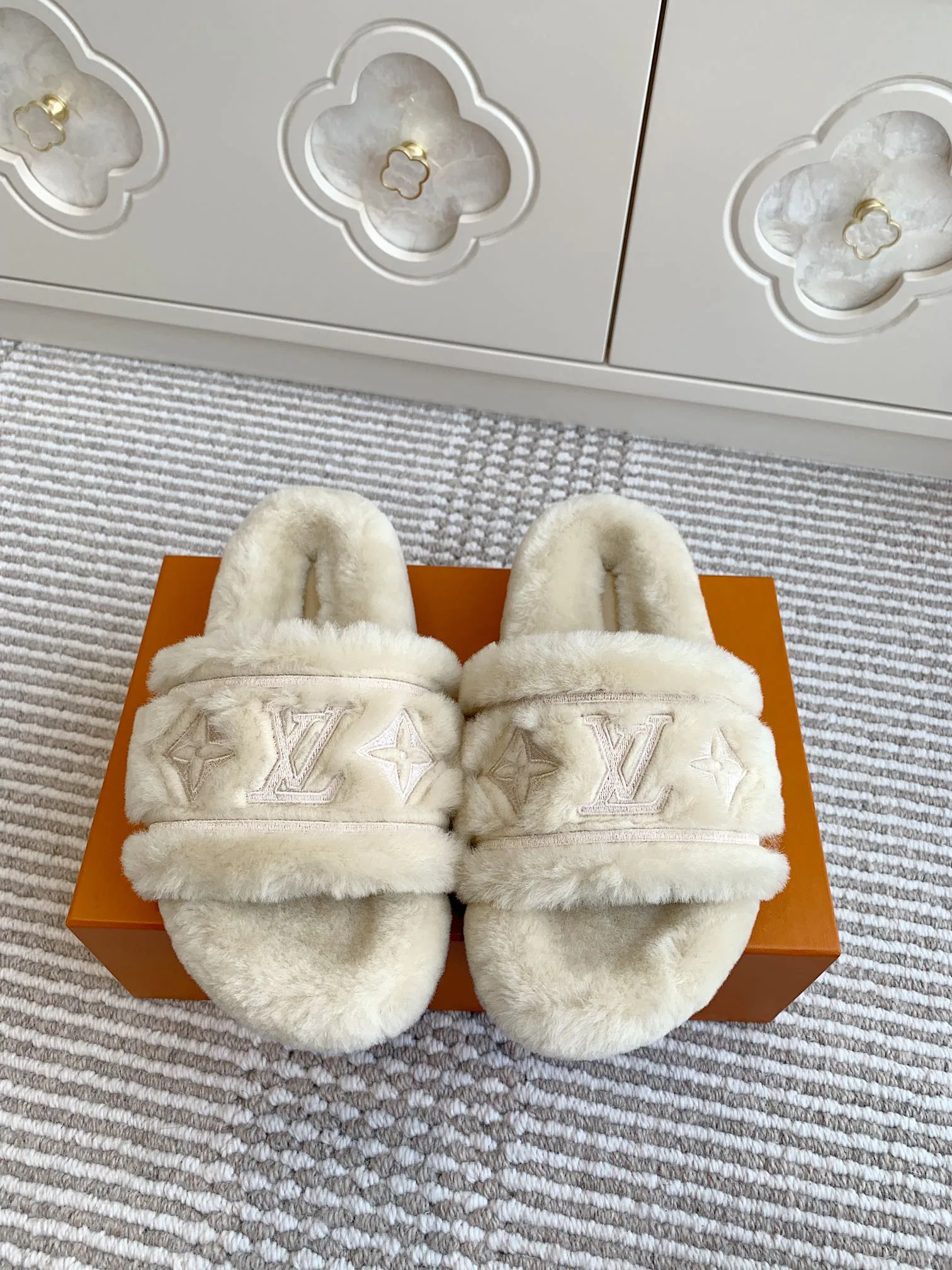 Тапочки Женские Louis Vuitton 85158