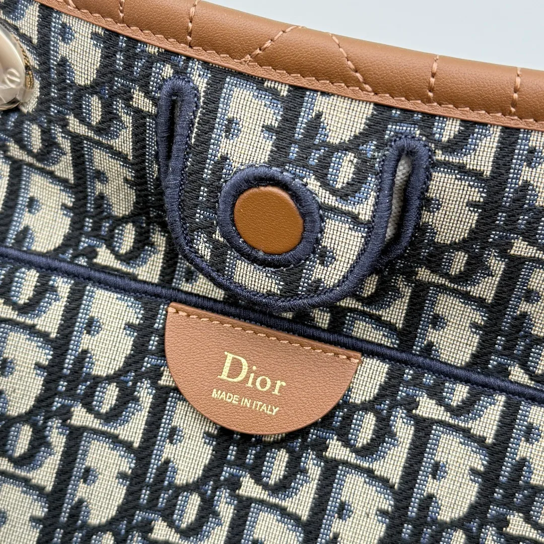 Классические Сумки Женские Christian Dior 18187880