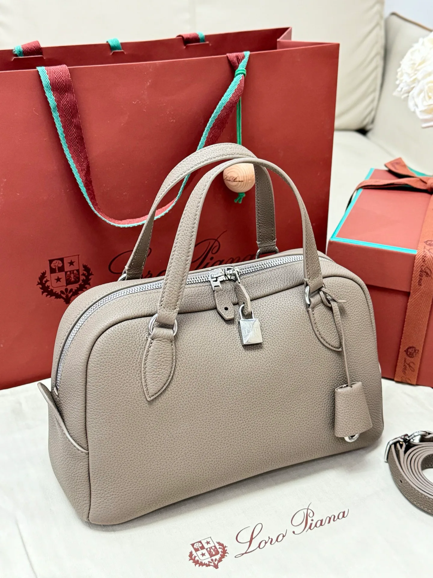 Классические Сумки Женские Loro Piana 11472682