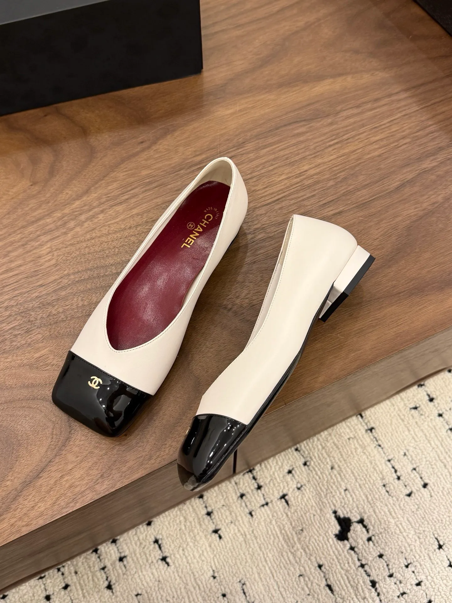 Босоножки Женские Chanel 12697582