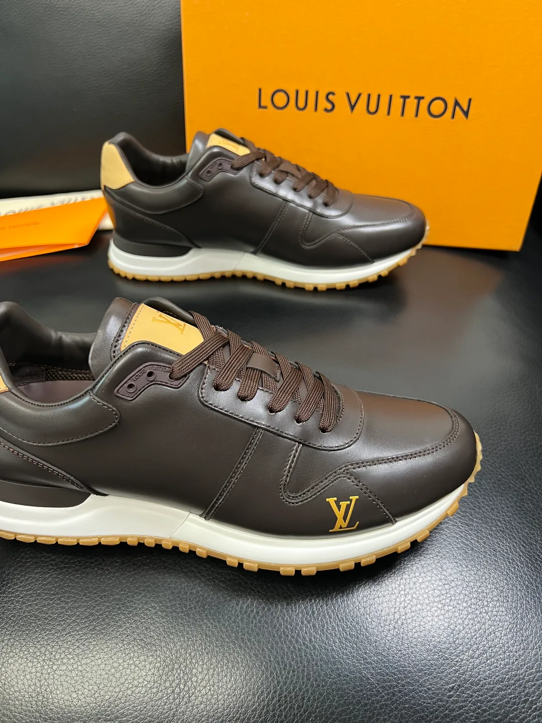 Кроссовки Мужские Louis Vuitton 1498266