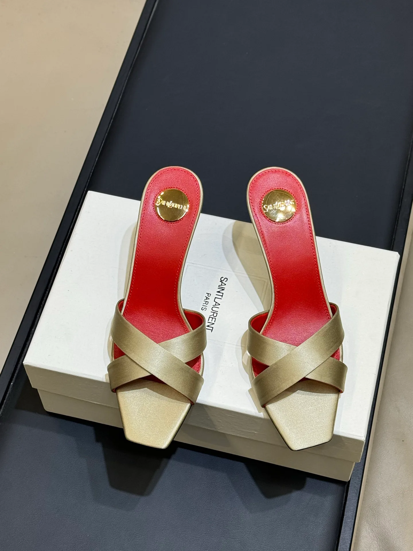 Босоножки Женские Saint Laurent 11892863