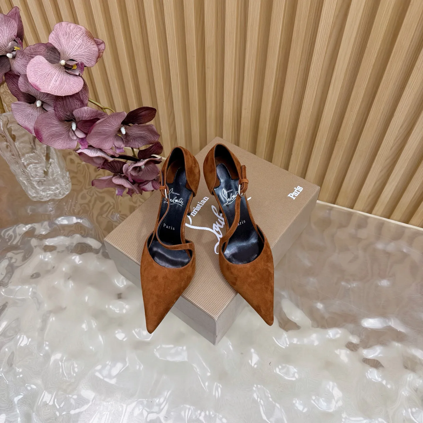 Туфли Женские Christian Louboutin 232634