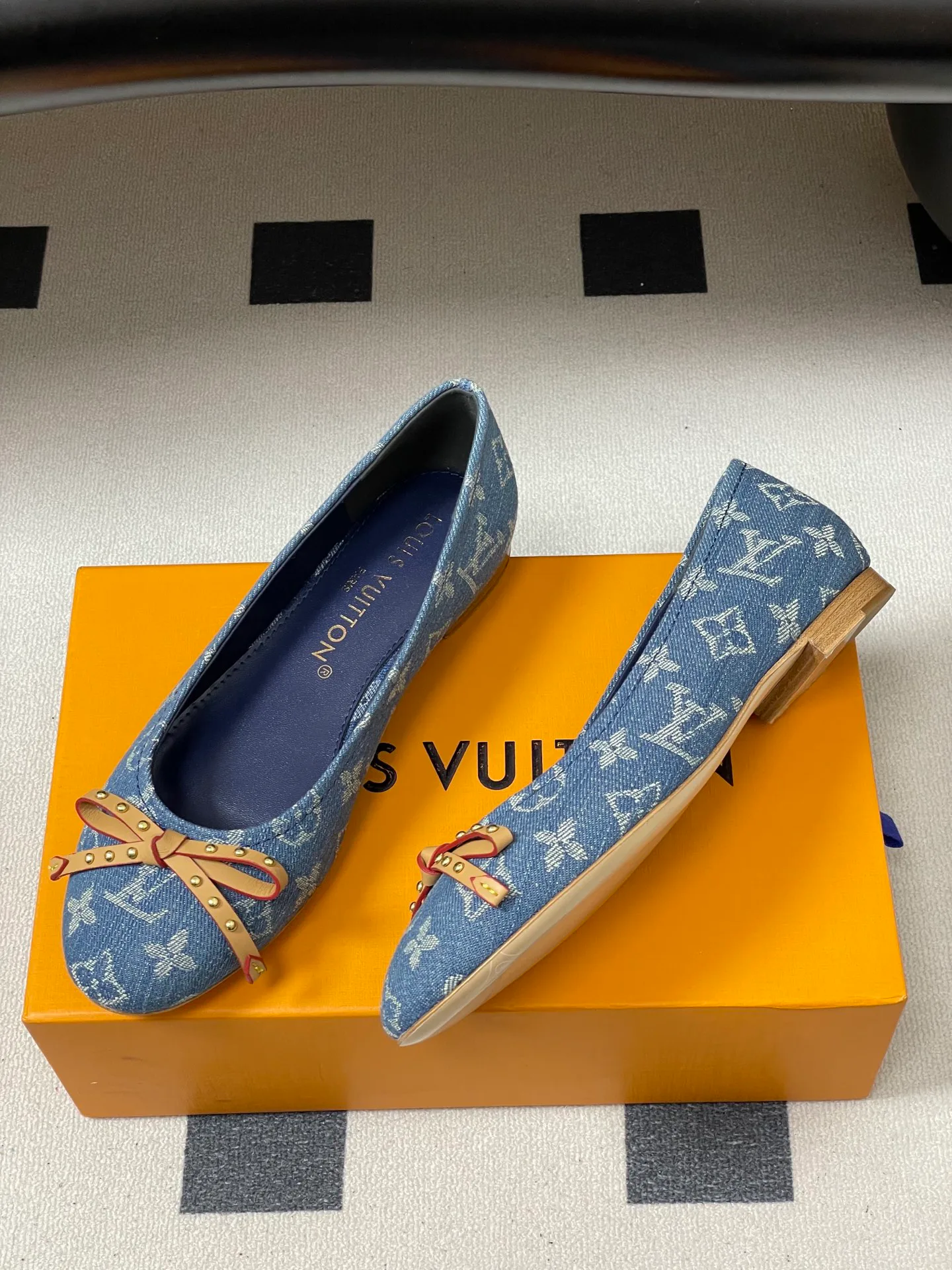 Балетки Женские Louis Vuitton 11581005