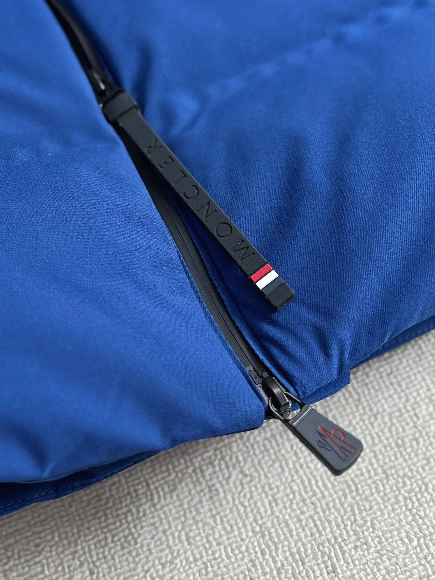 Куртки И Пуховики Мужские Moncler 4963721