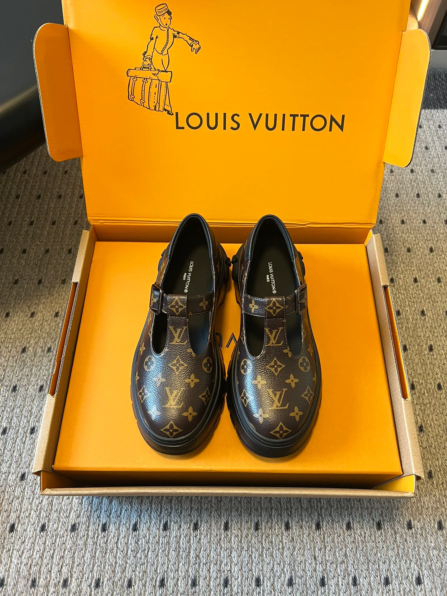 Туфли Женские Louis Vuitton 1317302