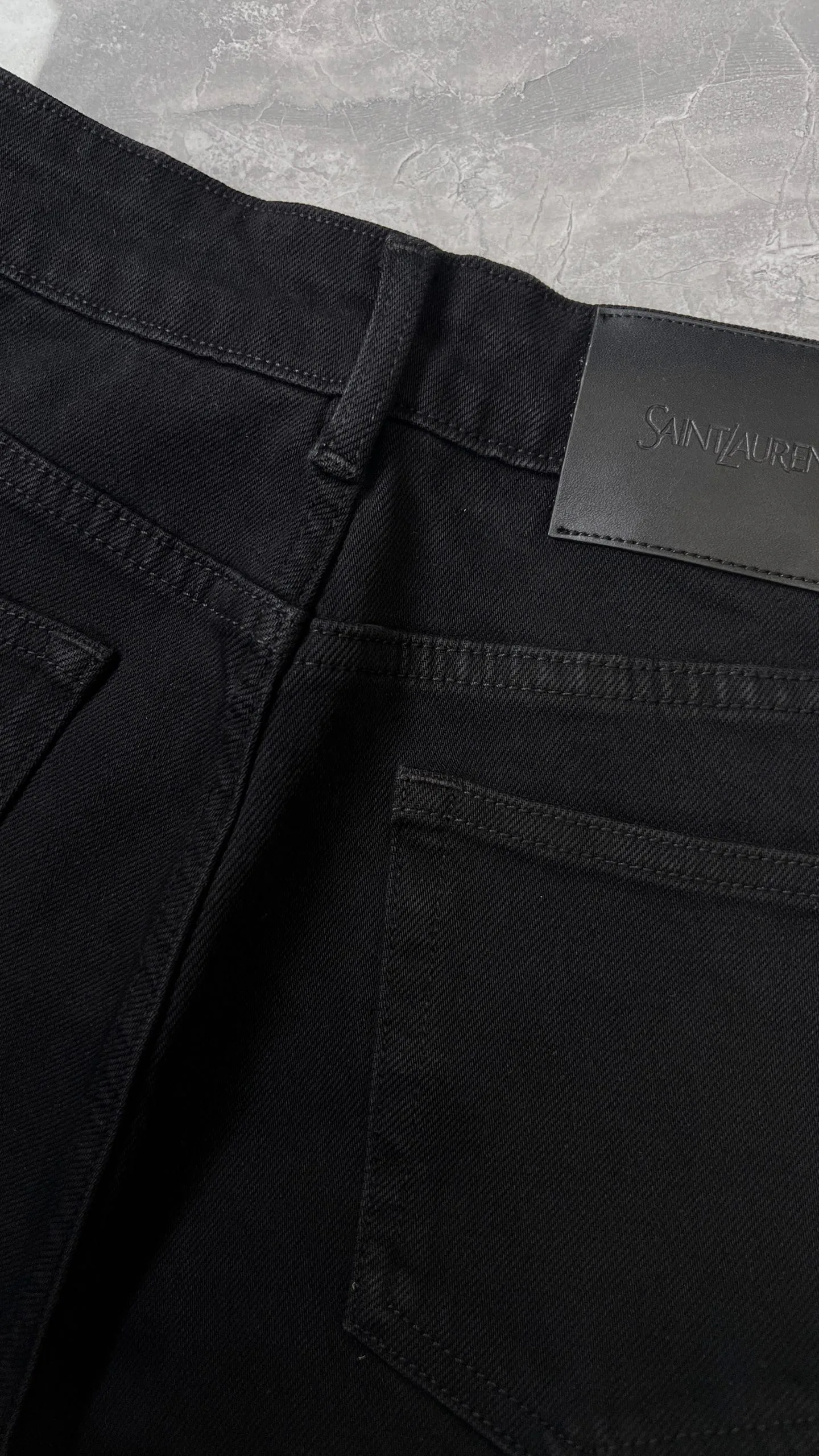 Джинсы Женские Saint Laurent 18993265