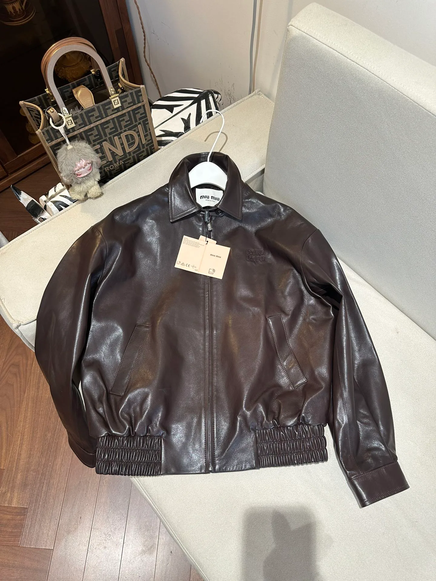 Кожаные Куртки И Дублёнки Женские Miu Miu 5045603