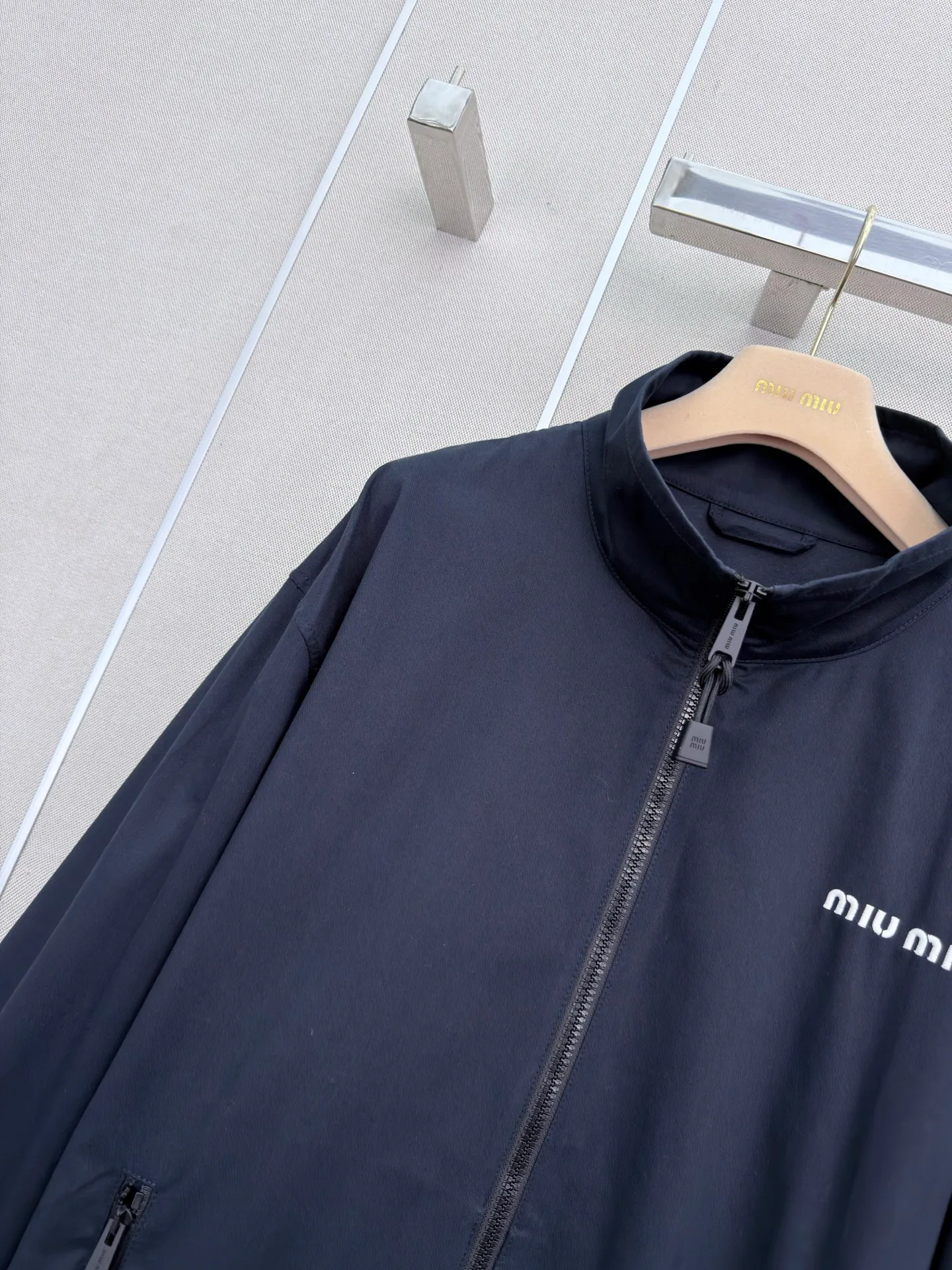 Куртки И Пуховики Женские Miu Miu 18108327