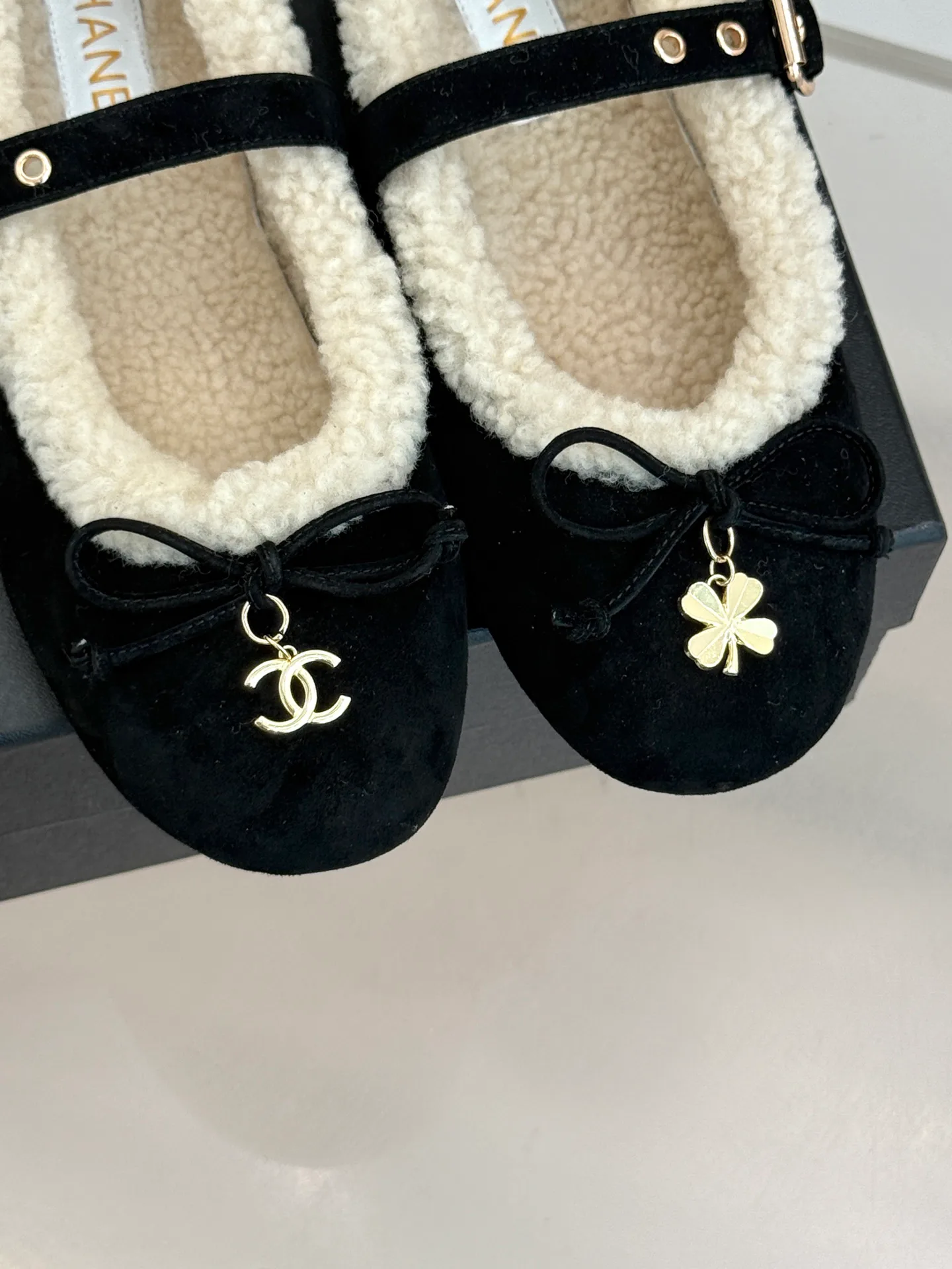Туфли Женские Chanel 18154291