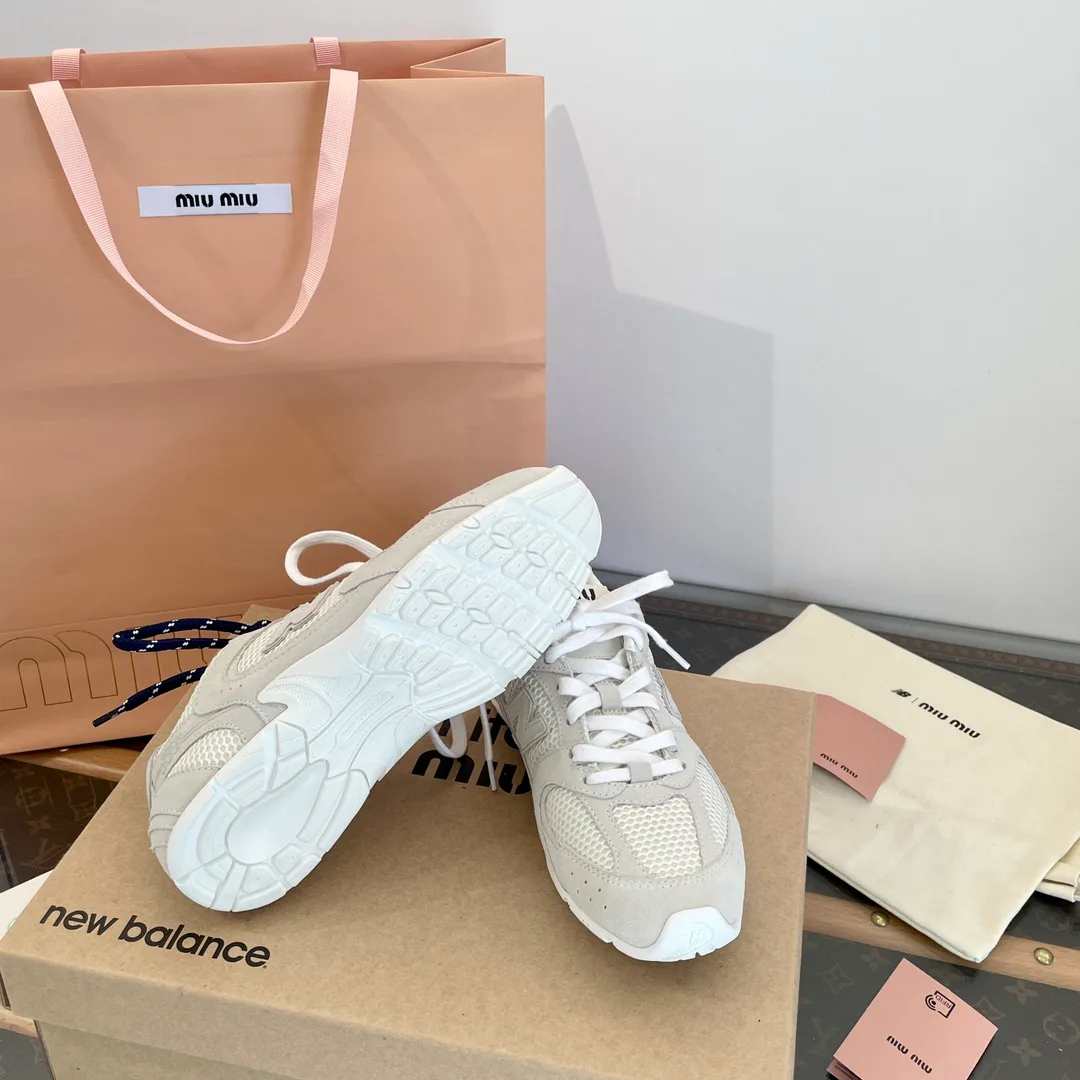 Кроссовки Женские Miu Miu 17963974