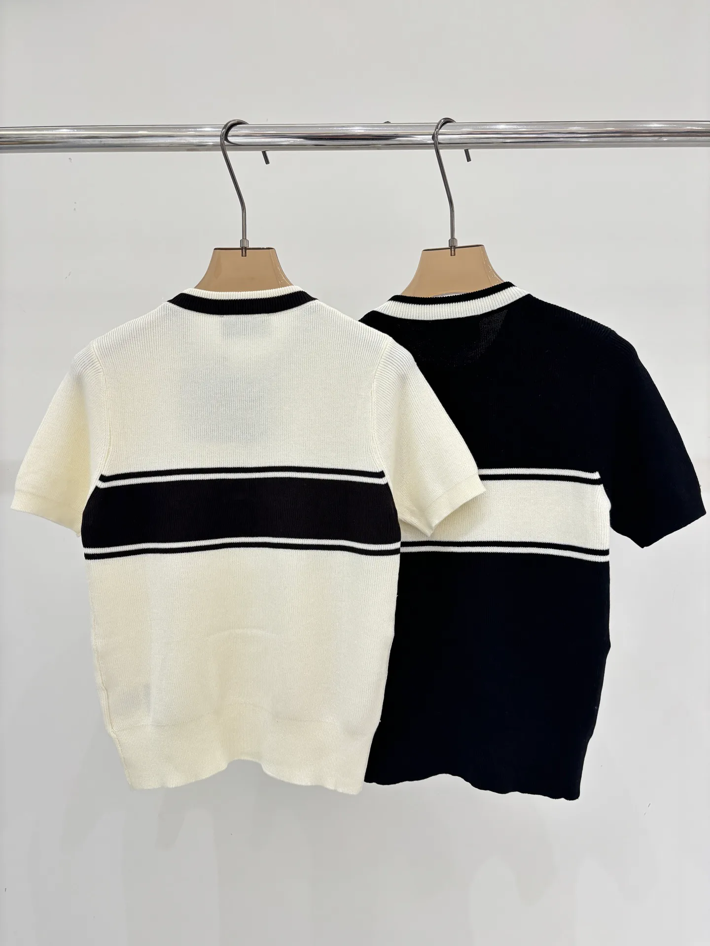 Футболки Женские Prada 11509697