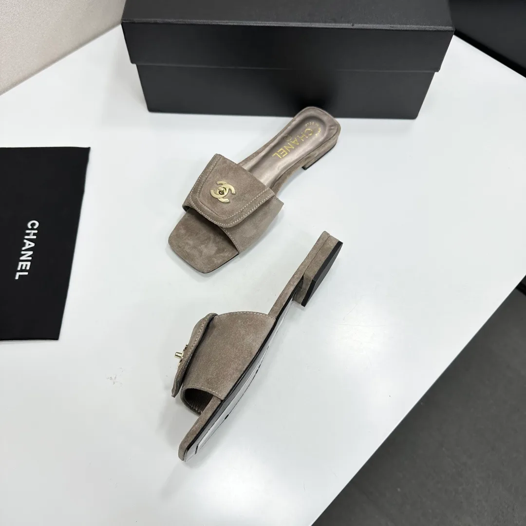 Босоножки Женские Chanel 13275836