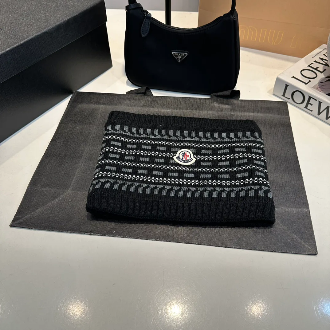 Головные Уборы Moncler 420597