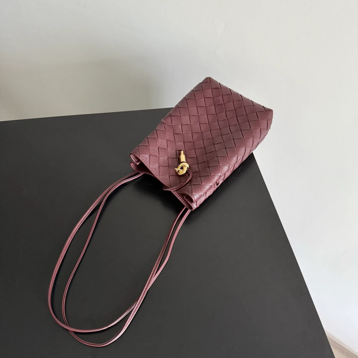 Сумки На Ремне Женские Bottega Veneta 17533317