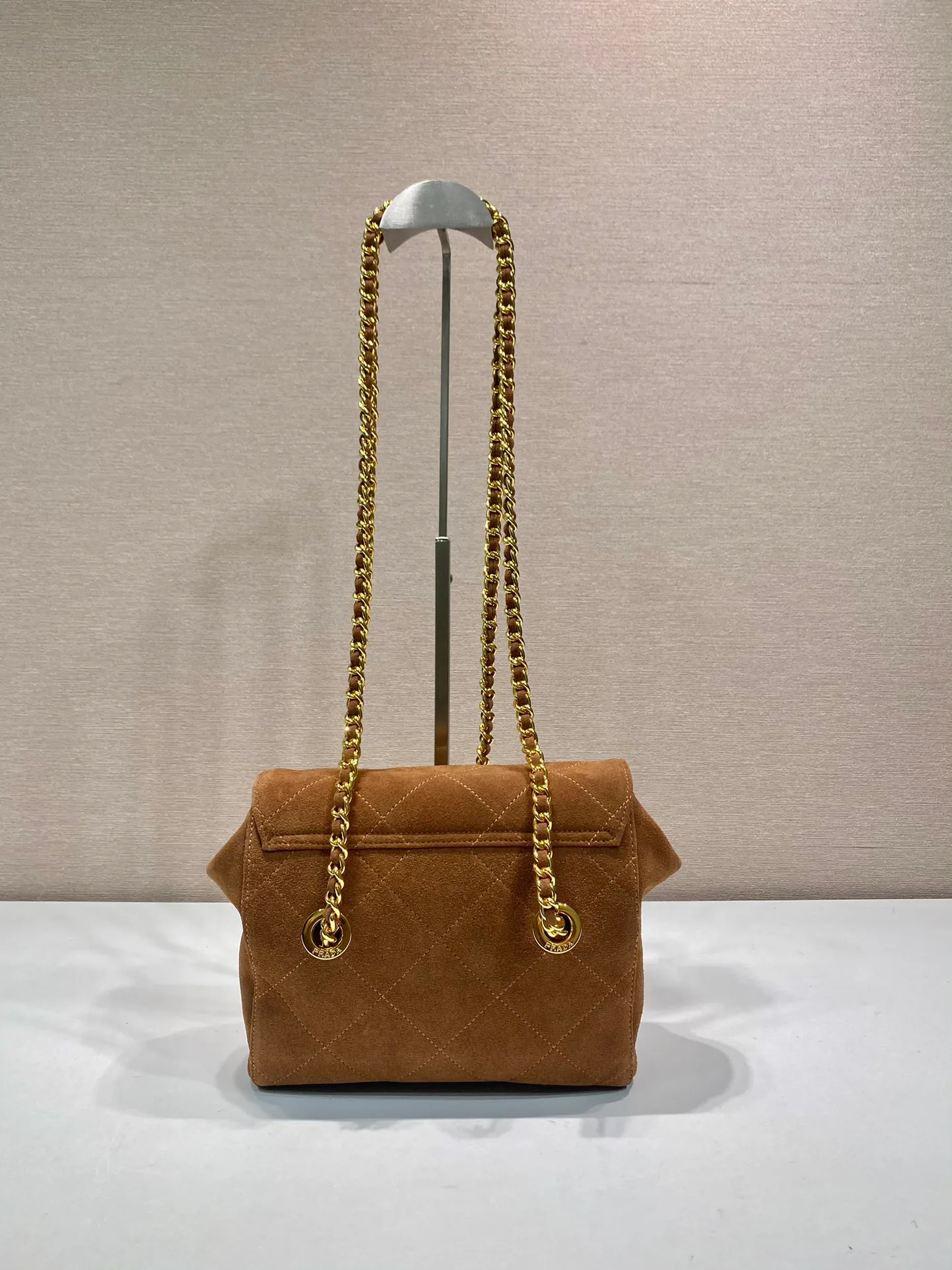 Классические Сумки Женские Prada 11336035
