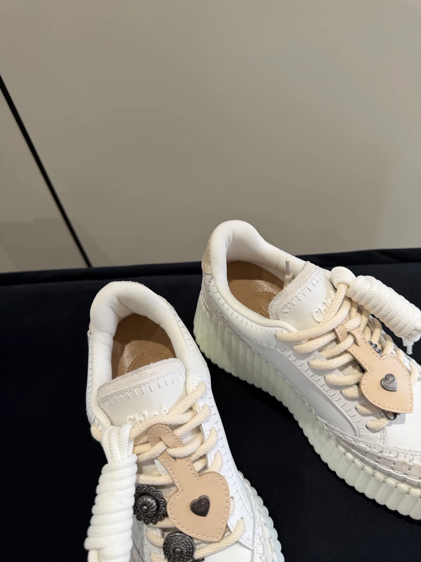 Кроссовки Женские Chloe 18420831