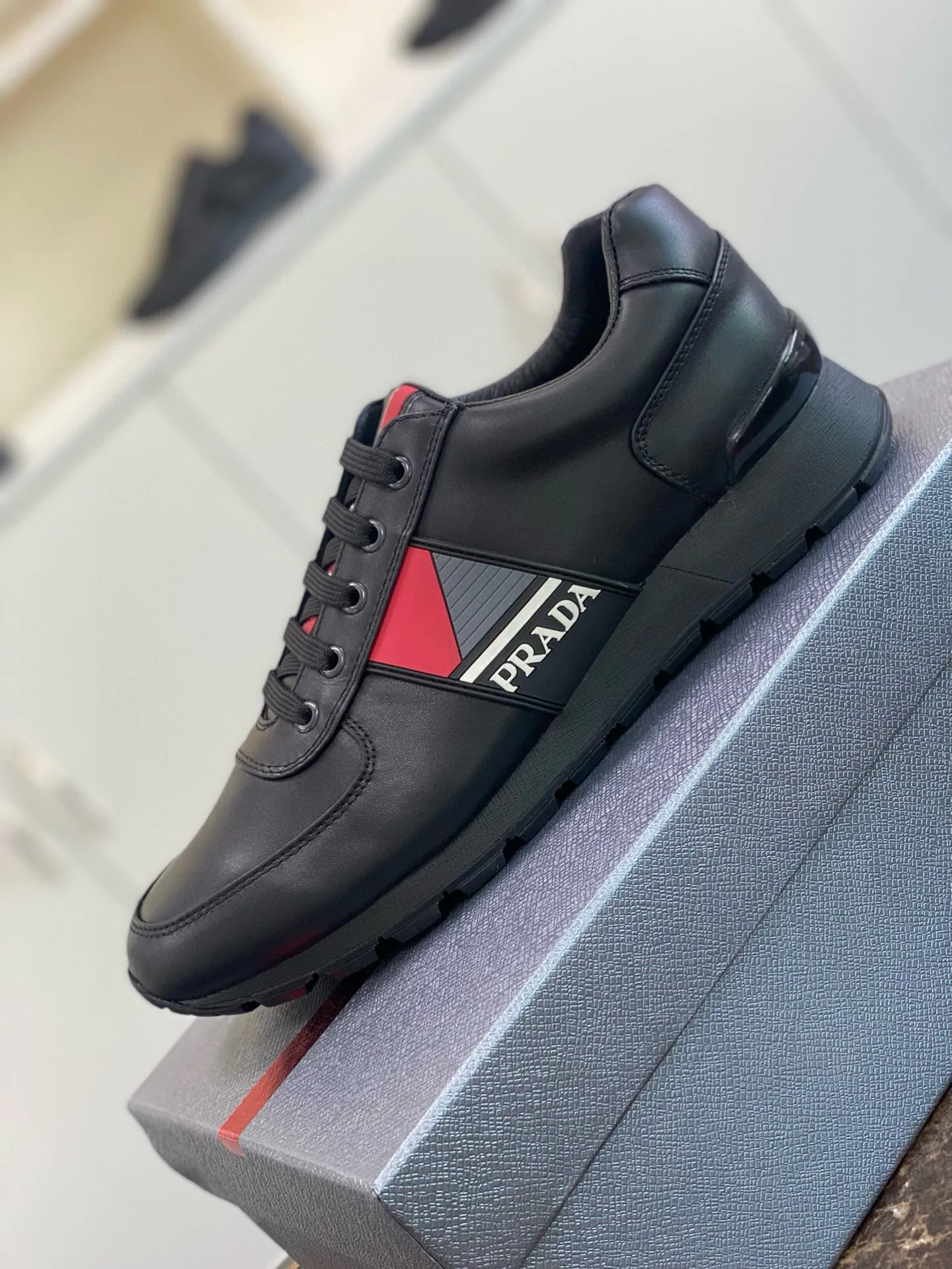 Кроссовки Мужские Prada 6264173