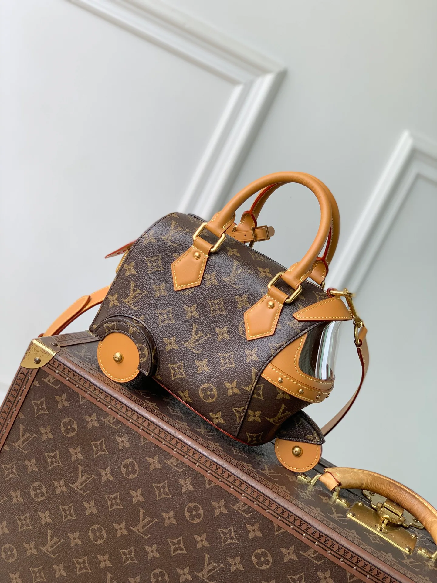 Классические Сумки Женские Louis Vuitton 18147437