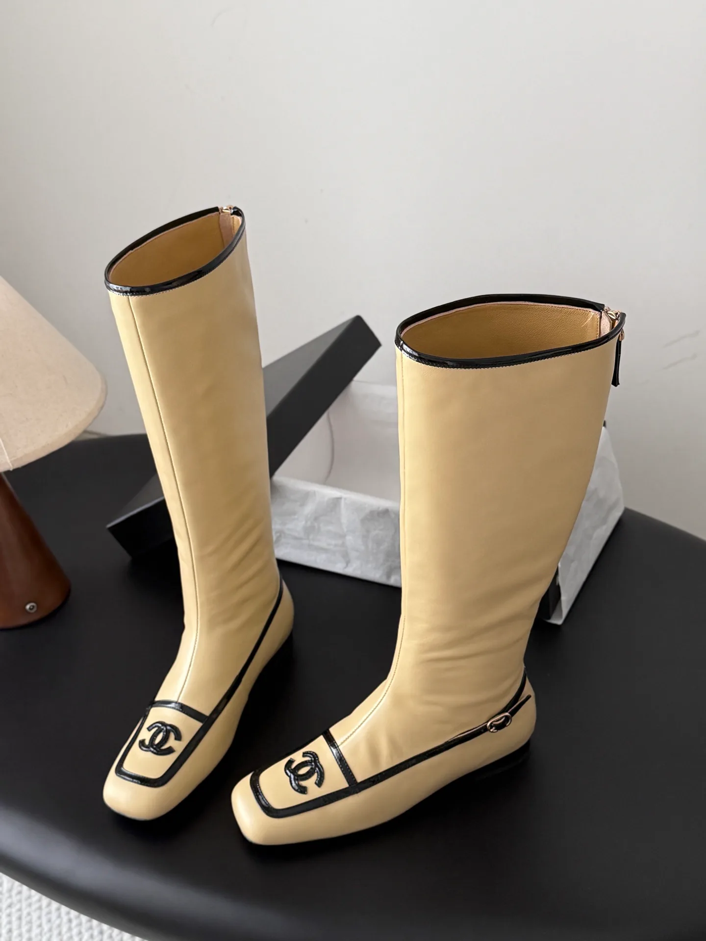 Сапоги Женские Chanel 18053721