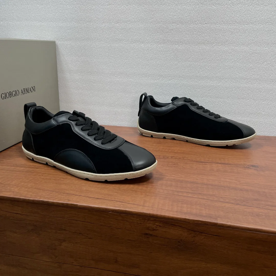 Кроссовки Мужские Armani 15336891