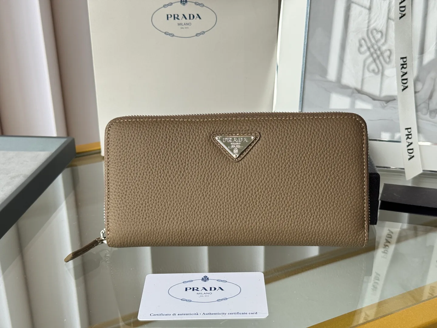 Клатчи Женские Prada 18000253