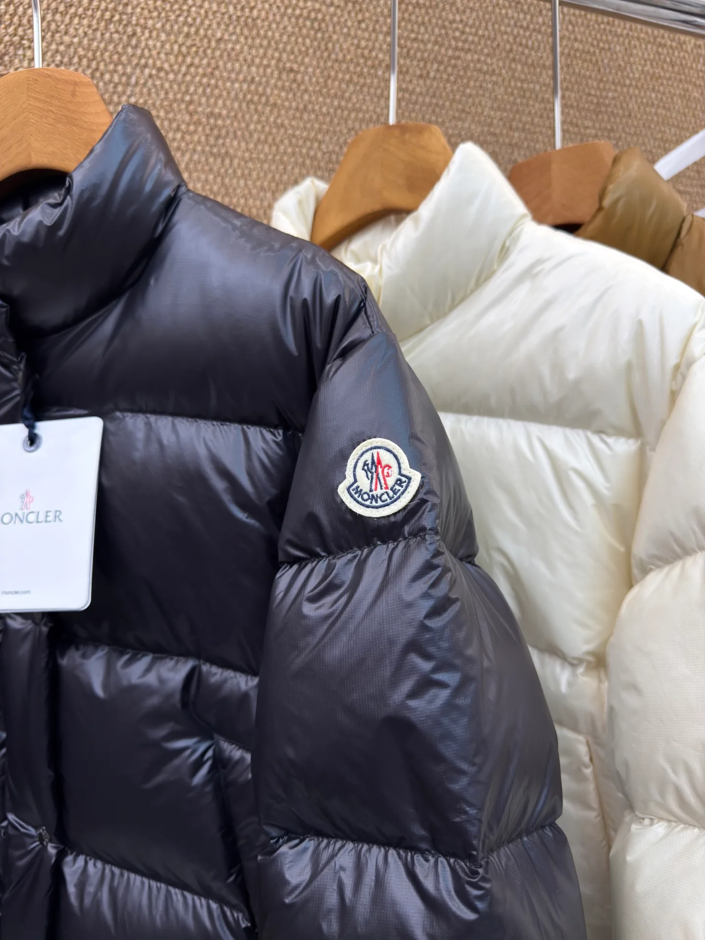 Куртки И Пуховики Женские Moncler 18891838