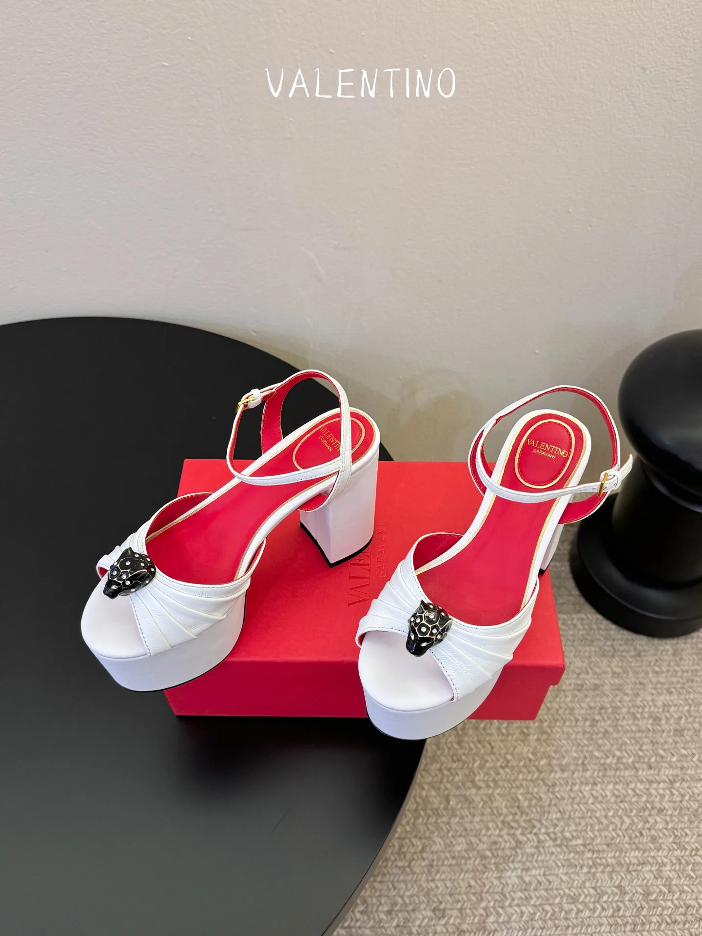 Босоножки Женские Valentino 11633131