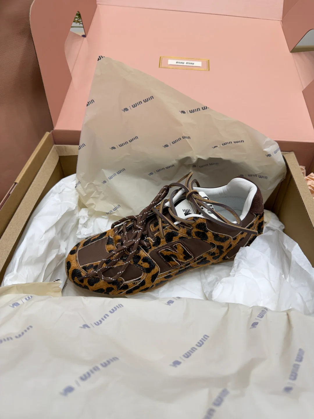 Кроссовки Женские Miu Miu 18544692