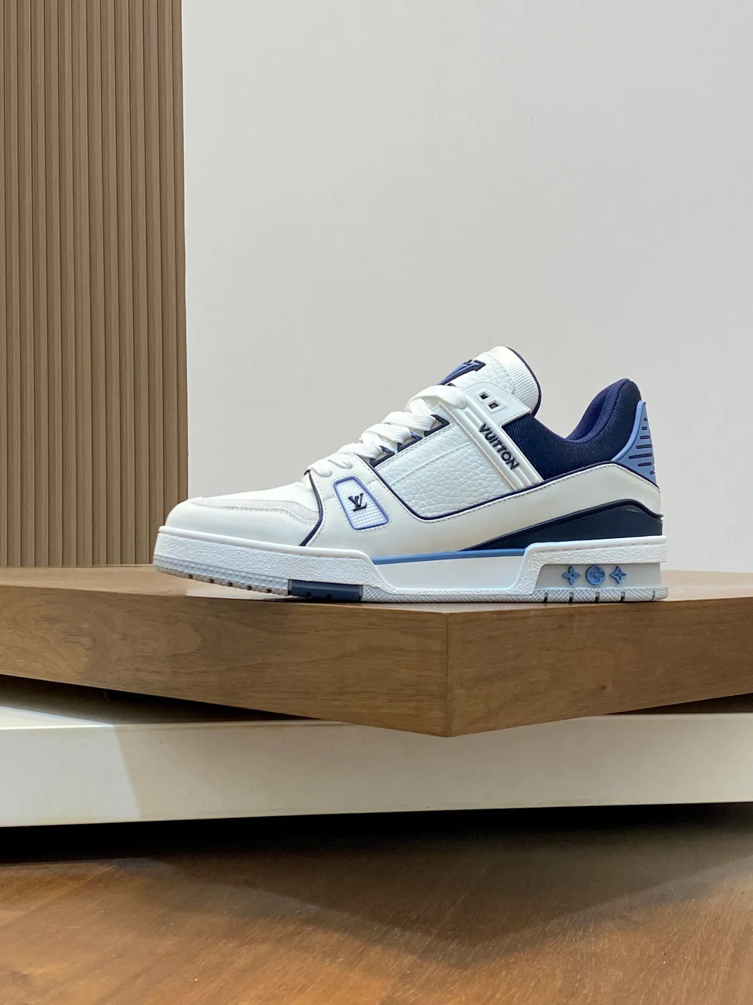 Кроссовки Мужские Louis Vuitton 425237